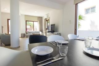 3BR Pool House - Walk to Konnos Bay - 1