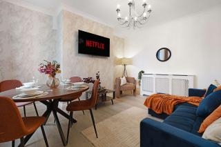 Spacious Two-Storey 4BR Eston Home Sleeps 8 - 0