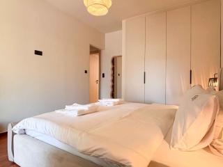 Grand Lux Residence in Glyfada Center - 3