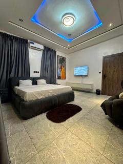 Modern 3BR Shared Apartment Orchid, Lagos - 5