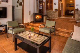 Stardust Mountain House - Village Center House - Terrace, BBQ & Wood Stove - 9