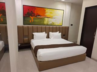 Silvotel Smart By Bizzgrow Hotels - 1