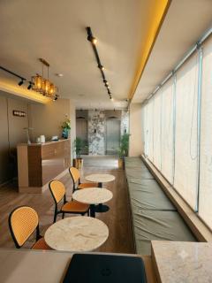 The Somerset House Hotel & Residences - 4
