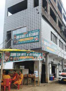 Shri Sai Hotel and Restaurant - 2