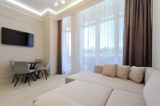 11-240 Pechersk Plaza, Boichuka 17, Kyiv centre, Terrace Jacuzzi, Pechersk view, 15 kW backup power, Petrovdom Apartment - 1