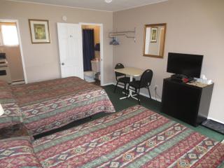 Overlander Motel - 3