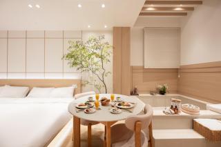 Group Rental for 14 - Cypress Sauna & 2 Jacuzzis - 3 min to Busan Station - Busan - 5
