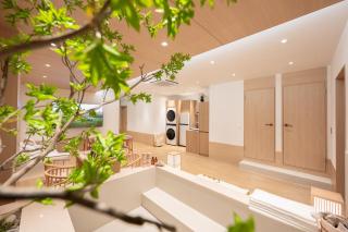 Group Rental for 14 - Cypress Sauna & 2 Jacuzzis - 3 min to Busan Station - Busan - 4