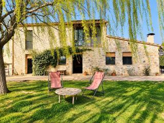 Masia Can Pares with pool & stunning surroundings - 0