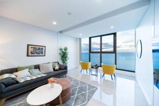 Sea Fever - Lv 65 Skyhome on Ocean Meriton - Apartment - 8