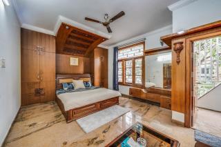 Mansion Bay 4BHK Villa in HSR w/ Pool Table Lounge - 3