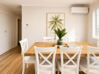 Broadwater Paradise – Canal Views & Beaches - Apartment - 2