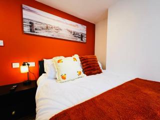 High Tide Hotel - 7