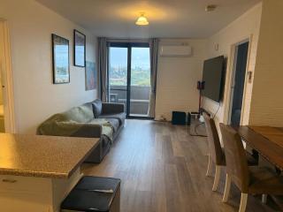 Well located 2BR with Pool in Mosman Park - 6