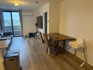 Well located 2BR with Pool in Mosman Park - 5