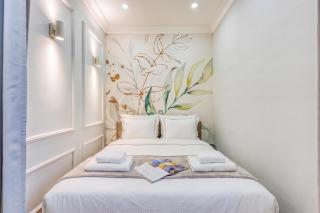 Boutique Downtown Studio Apartments - 7