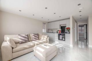 Luxury 1-Bed Close to Ascot, Lego Land M3 M25 A30 - 1