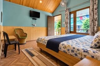 Lee Garden Himalayan Wooden Cottage Kasol - 9