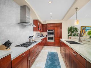 Castaway Cove C201 At Wailea Beach Villas - 3