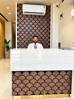 Hotel Veer Central - 8