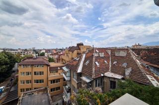 Historical Sofia Luxurious 1BDR Apartment Lift - 8