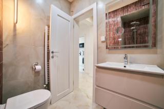 Historical Sofia Luxurious 1BDR Apartment Lift - 2