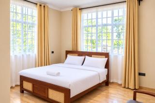 The Valley Retreat - Private Group Stay for 16 - 4