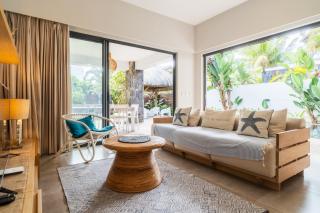 Villa with private pool perfectly located - 8