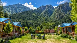 Lee Garden Himalayan Wooden Cottage Kasol - 2