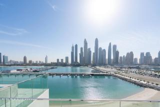 Sunrise Bay Tower 2 - Spectacular Beachfront with Private Beach Access - Dubai - 2