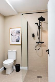 Westport Selfcatering Suites - 8