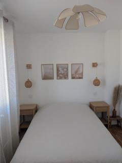 Chez Ellie - 2