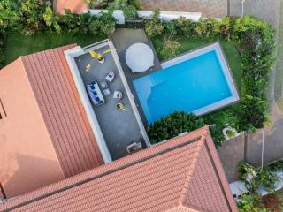 LohonoStays Vitalda Scerenity Villa A - 3