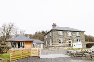 Glan-llyn Isa' - 0