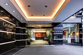 Entire Apartment 21st Floor Queen Street with Free Parking - 8