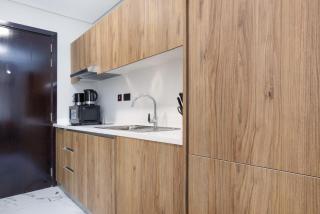Bloomfields Studio in Al Maryah Vista 1 - 3