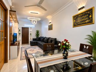 Luxury 1 Bedroom Apartment Royal Crest near Dhaka Airport - 6