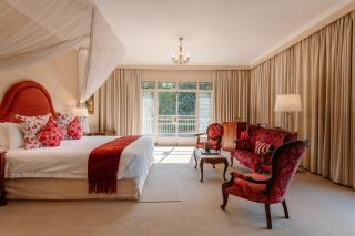 The Victorian Manor - 4