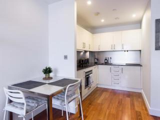 The Most Central Apartment in Cardiff - Pass the Keys - 1
