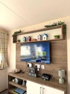 Cornish Coastal Retreat - Dog Friendly Caravan - Hedley Wood Holiday Park - Bridgerule - 8