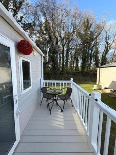 Cornish Coastal Retreat - Dog Friendly Caravan - Hedley Wood Holiday Park - Bridgerule - 7