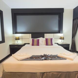 Star House, Patong - 2