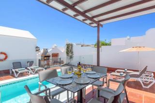 Villa Denise by Villa Plus - 9