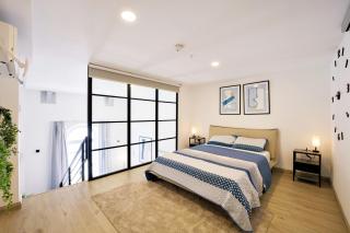 Casco Viejo 1BR Loft - Rooftop Pool Gym & Balcony - 3