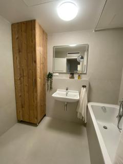 Brand new high end apartment with AC and parking - 2