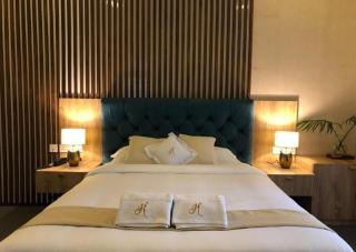 Mountain View Rooms with Breakfast, Shillong - 6
