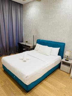Lucentia Residence Rooftop Swimming pool By Luna Home - 7