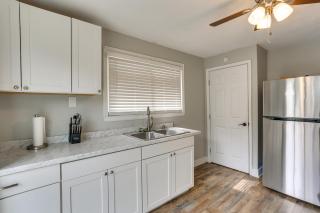 Nurse-Ready Rental 1 Mi to Franciscan University! - 5