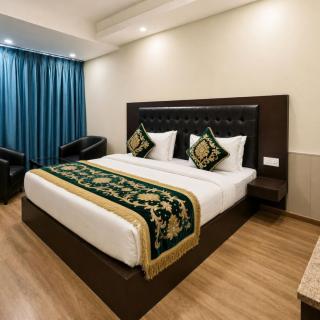 4Everstayz by Him Shri Premium Rooms On Mall Road !!! Best Place To Stay In Mussoorie - 4