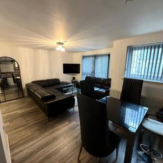 Glasgow Executive Apartments - 9